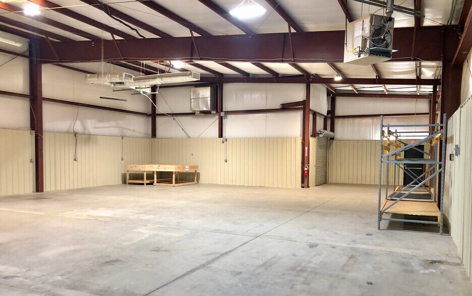 More Photos Of 3502 Diversified Dr, Loganville Light Distribution For Sale