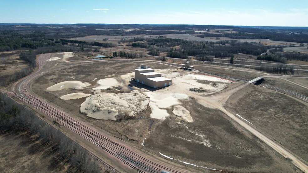 More Photos Of 512 County Highway SS, New Auburn Railroad Yard For Sale