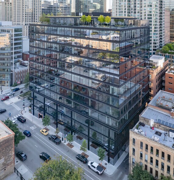 More Photos Of 448 N LaSalle Dr, Chicago Office For Lease