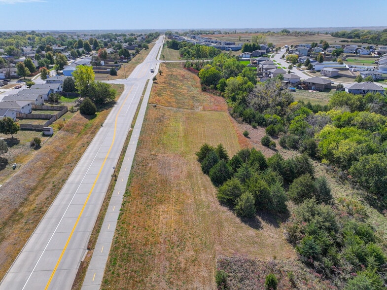 More Photos Of 2813 56th Street, Lincoln Land For Sale