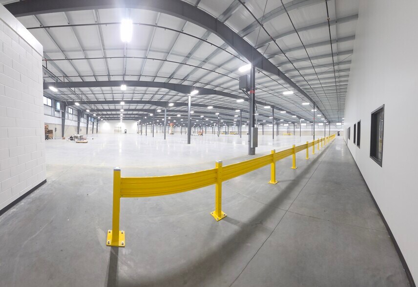 More Photos Of 445 N Sheridan, South Bend Manufacturing For Sale