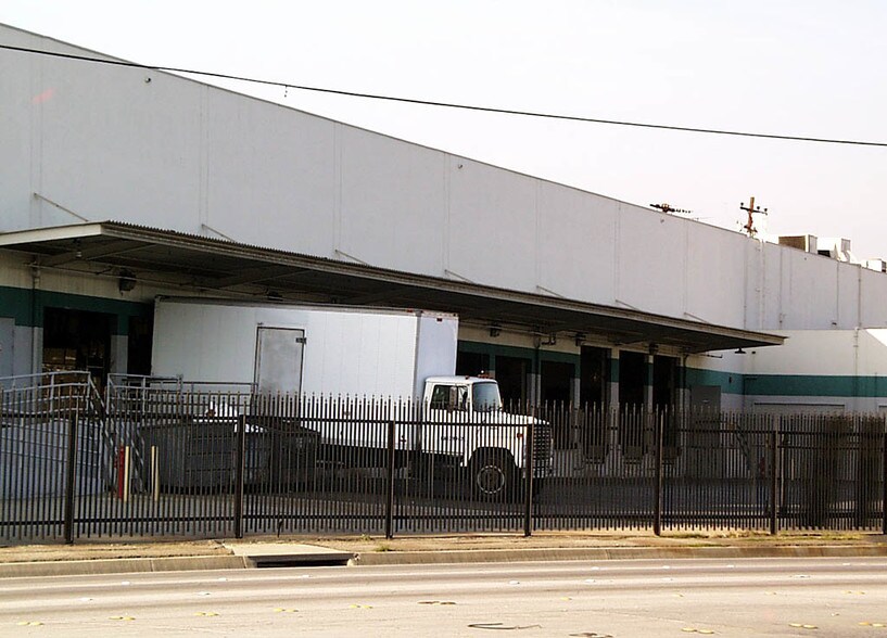 More Photos Of 6541 E Washington Blvd, Commerce Manufacturing For Lease