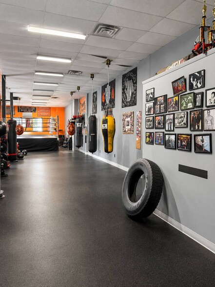 More Photos Of 12 Pierce Ave, Trenton Warehouse For Sale