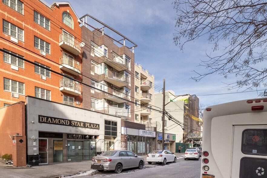 More Photos Of 13241 41st Rd, Flushing Apartments For Sale