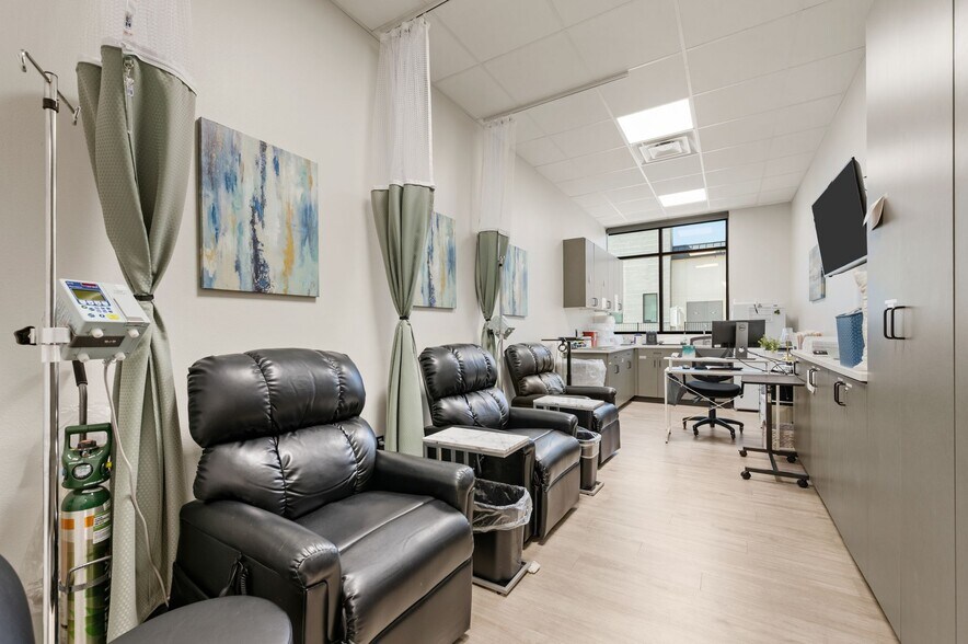 More Photos Of 3349 Golden Triangle Blvd, Fort Worth Medical For Lease