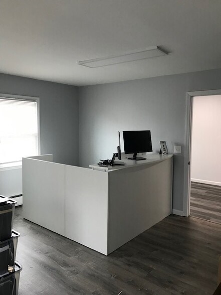 More Photos Of 655 Amboy Ave, Woodbridge Medical For Lease