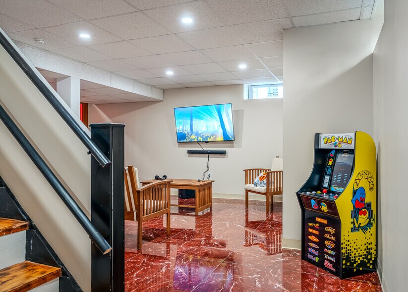 More Photos Of 5069 Milford Rd, East Stroudsburg Specialty For Sale