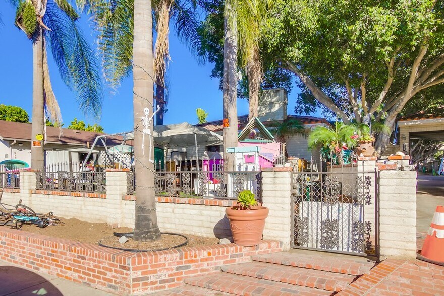 More Photos Of 215 Willie James Jones Ave, San Diego Apartments For Sale