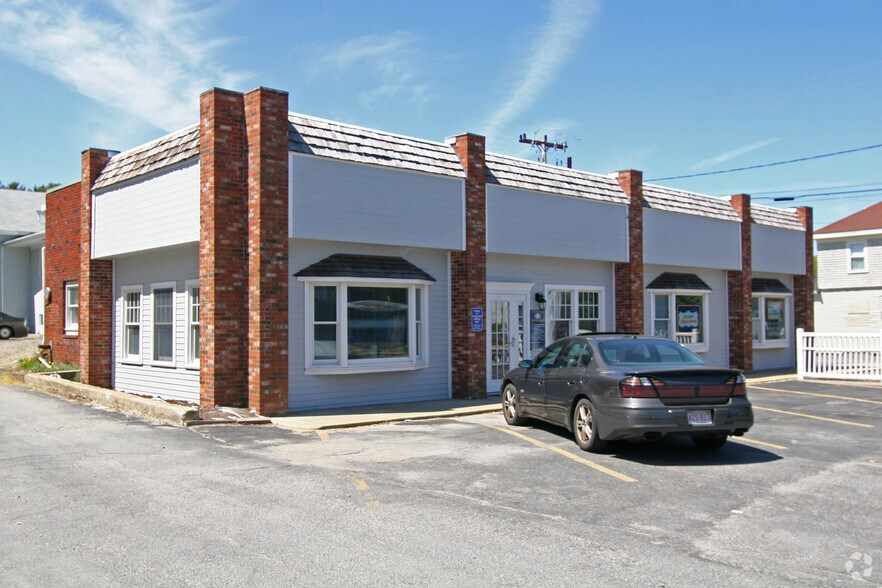 More Photos Of 62 Main St, Kingston Storefront Retail Office For Lease