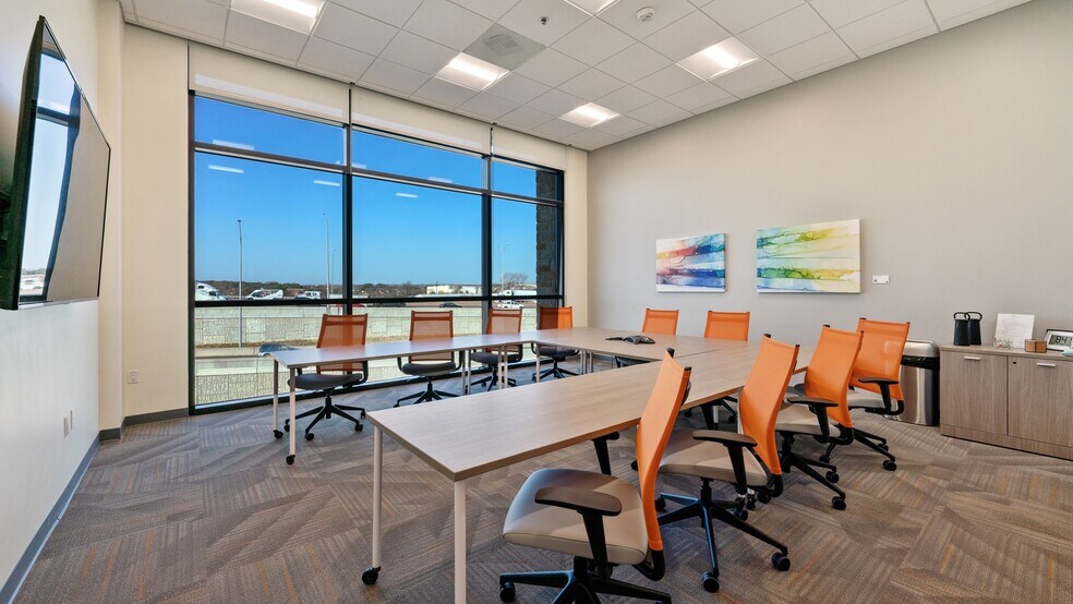 More Photos Of 551 IH-35, Round Rock Coworking Space