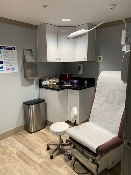 More Photos Of 209 N Pacific Ave, San Pedro Medical For Sale