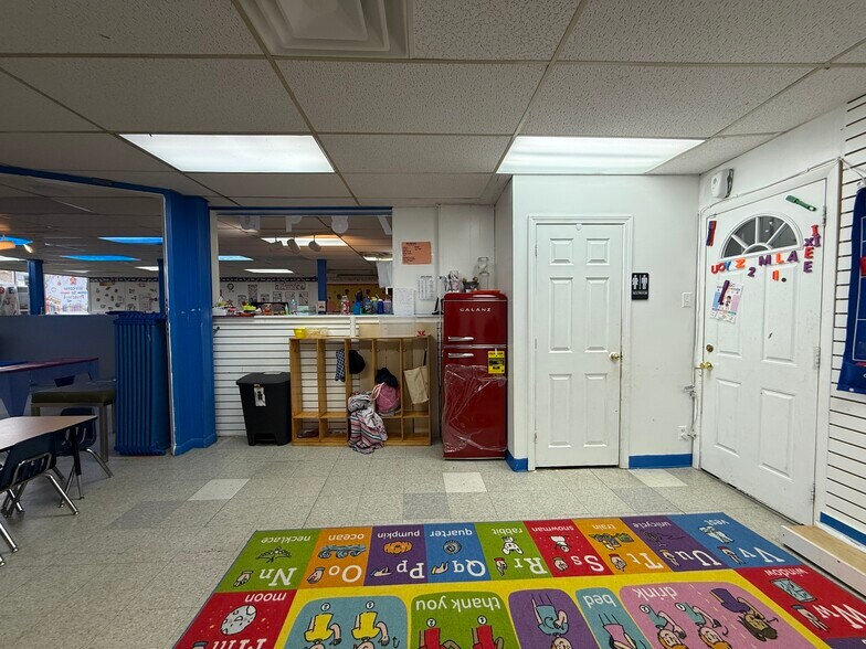 More Photos Of , Worcester General Retail For Sale