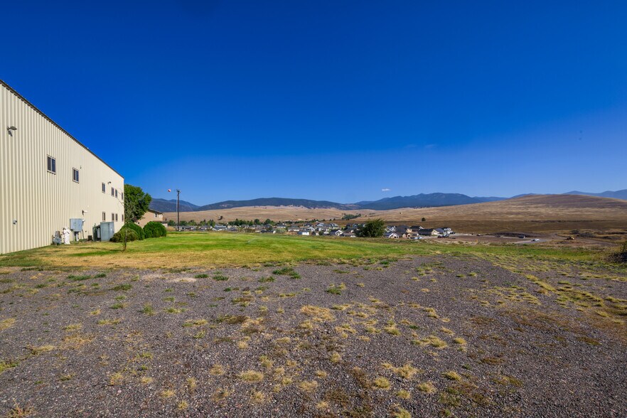 More Photos Of 9015 Cartage Rd, Missoula Specialty For Sale