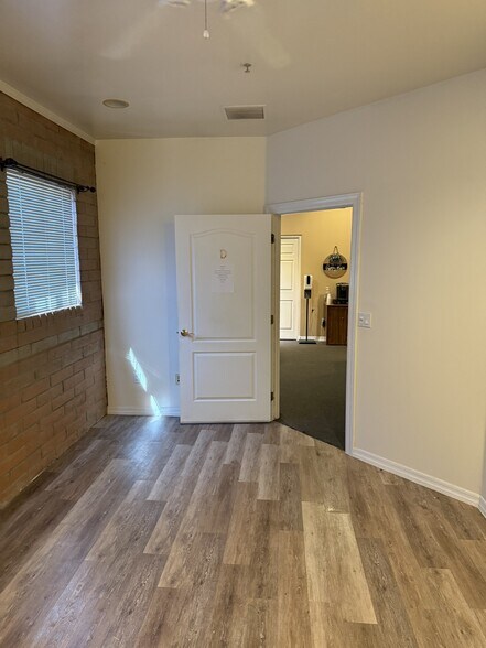 More Photos Of 1405 N Dobson Rd, Chandler Office For Lease