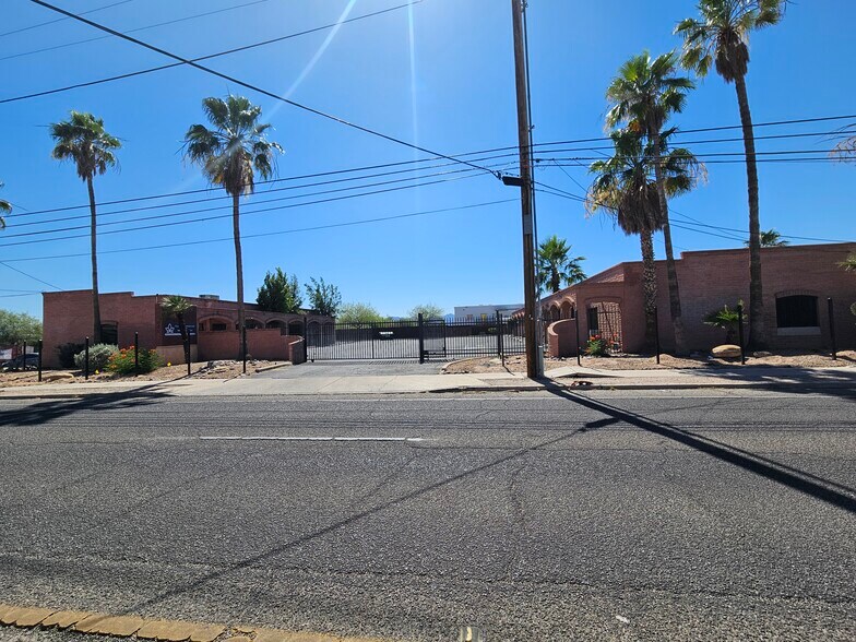 More Photos Of 3045 N 1st Ave, Tucson Office For Lease