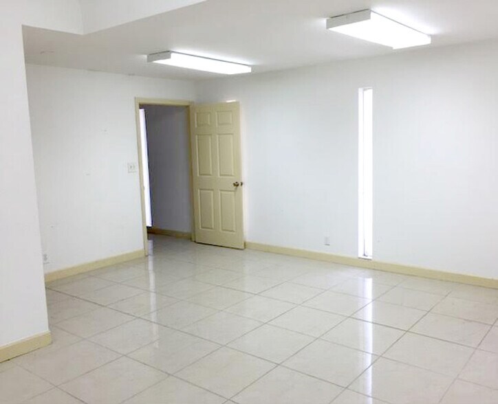 More Photos Of 1800-1812 SW 7th Ave, Pompano Beach Warehouse For Sale