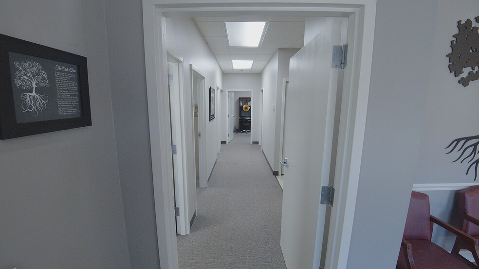 More Photos Of 203 Oakside Ln, Canton Medical For Sale