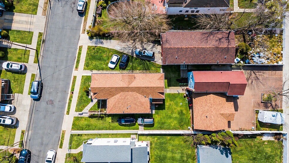 More Photos Of , Staten Island Multifamily For Sale