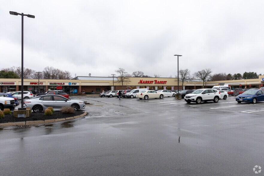 More Photos Of 199-219 Boston Rd, Billerica General Retail For Lease