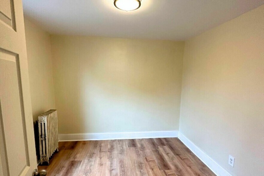 More Photos Of 7 Tremont Ave, Binghamton Apartments For Sale