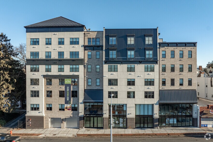 More Photos Of 475 Main St, Orange Apartments For Lease