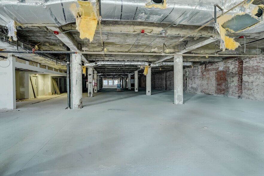 More Photos Of 140 E Main St, Rochester Loft Creative Space For Sale