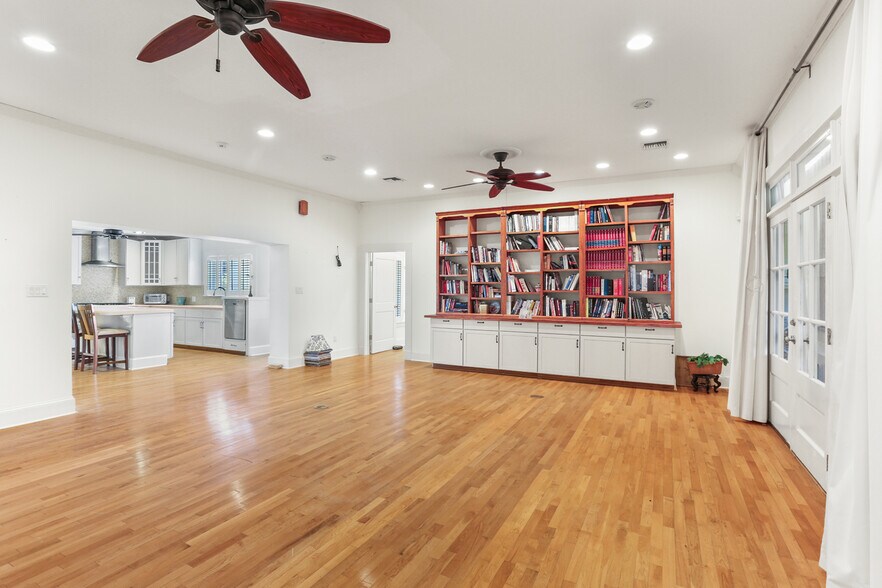 More Photos Of 402 W 121st St, Cut Off Apartments For Sale
