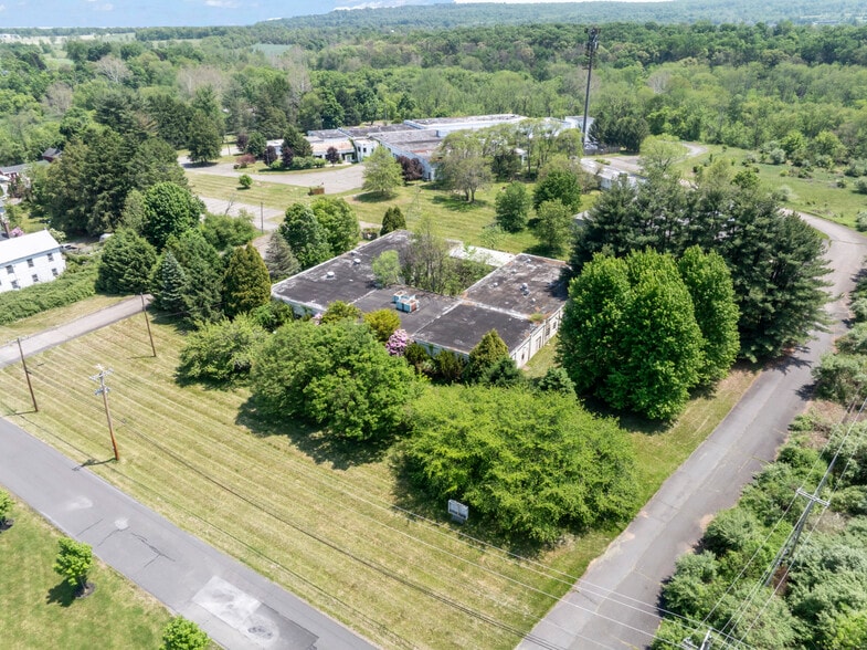 More Photos Of 110 Woodfern Rd, Branchburg Warehouse For Sale