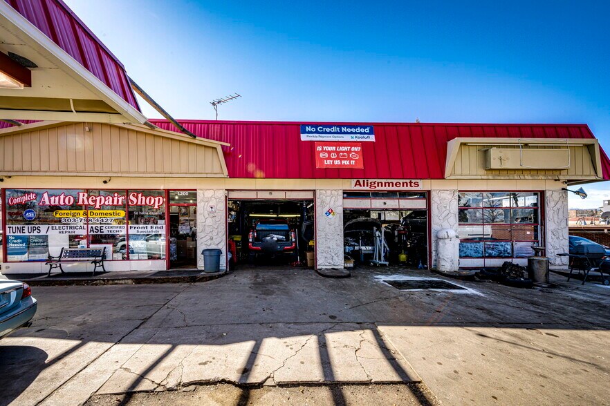 More Photos Of 1200 W Littleton Blvd, Littleton Service Station For Sale