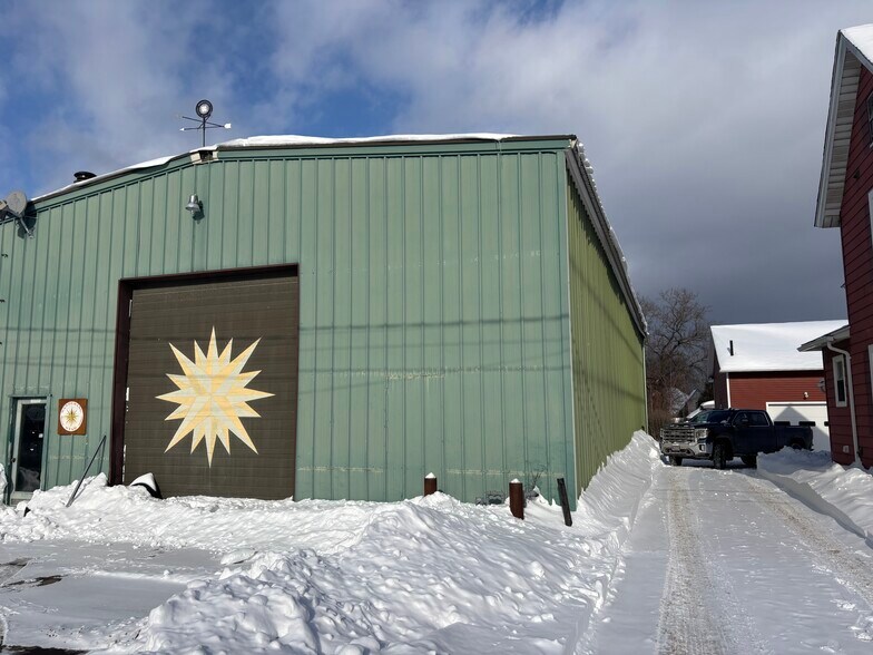 More Photos Of 11 Gifford St, Pittsfield Warehouse For Sale