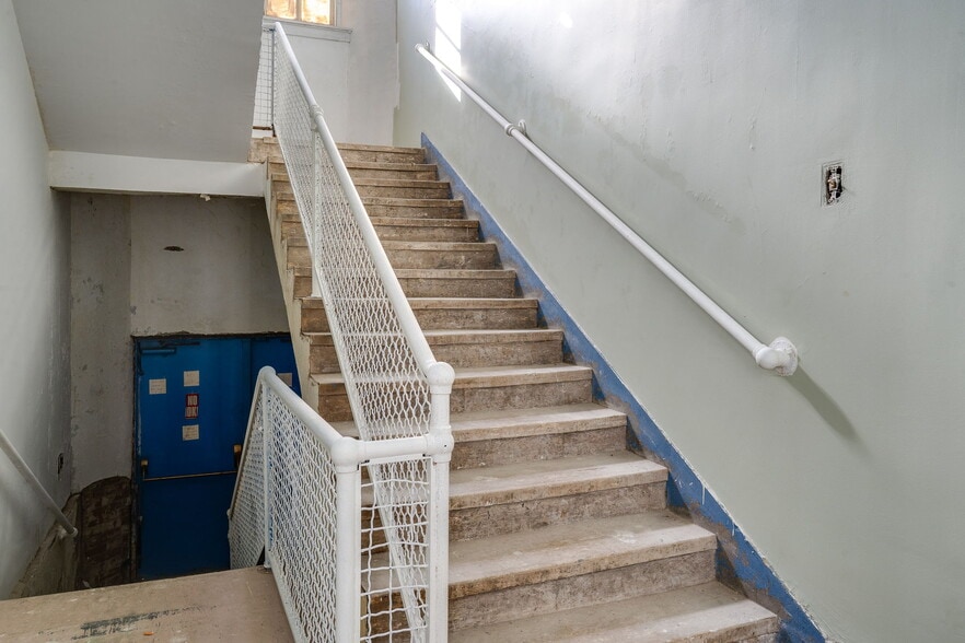 More Photos Of 408 N Conover St, Dayton Schools For Sale