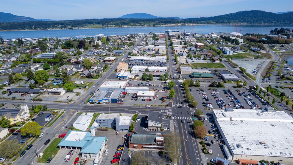 More Photos Of 1202 Commercial Ave, Anacortes Office For Sale
