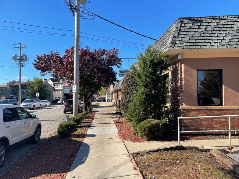 More Photos Of 17265 S Oak Park Ave, Tinley Park Office For Lease