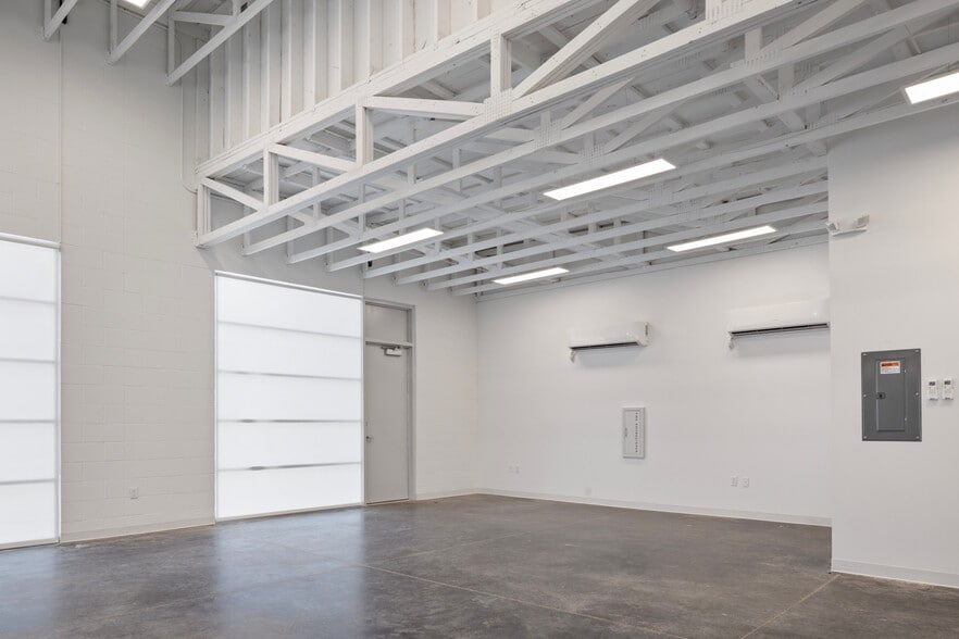More Photos Of 220 NW 13th St, Oklahoma City Storefront Retail Office For Lease