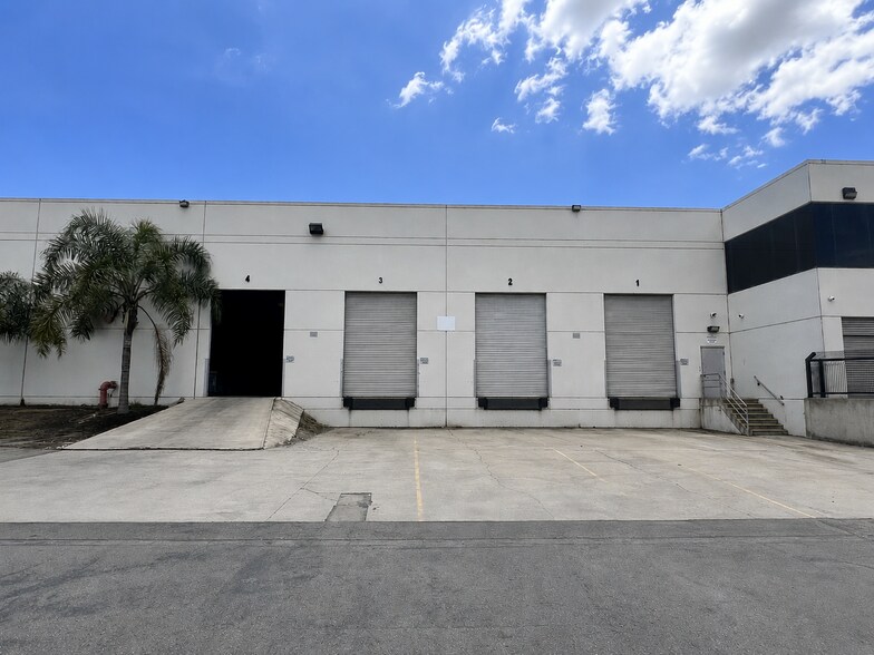 More Photos Of 3030-3088 Walnut Ave, Long Beach Warehouse For Lease