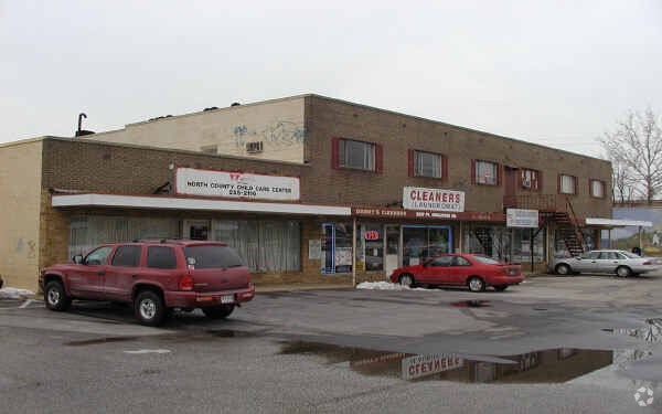 More Photos Of 8035 Fort Smallwood Rd, Baltimore Storefront Retail Residential For Sale