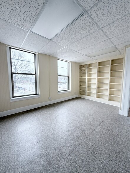 More Photos Of 5501 E Washington St, Indianapolis Storefront Retail Office For Sale