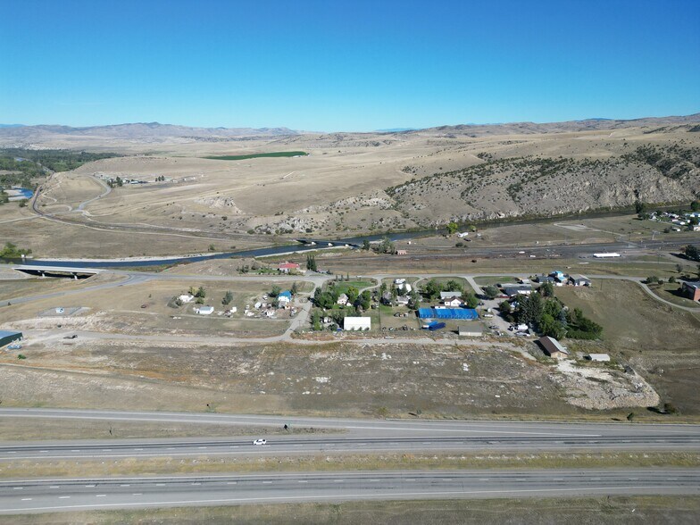 More Photos Of 11 1st Street, Manhattan Land For Sale