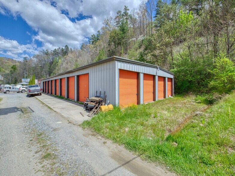 More Photos Of 5262 US Highway 74 W, Whittier Storefront Retail Residential For Sale