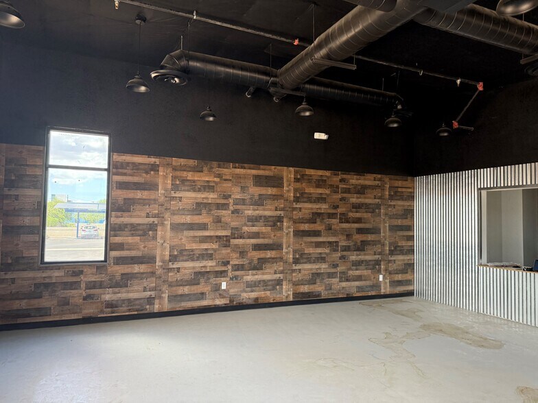 More Photos Of 420 E Southern Ave, Phoenix Fast Food For Lease