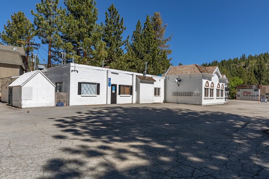 More Photos Of 3221 Main St, Mammoth Lakes Freestanding For Sale