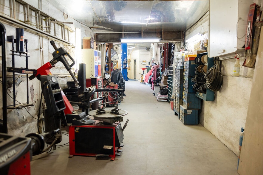 More Photos Of 8257 Frankford Ave, Philadelphia Auto Repair For Sale