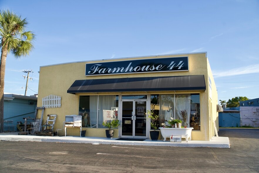 More Photos Of , Fort Myers General Retail For Sale