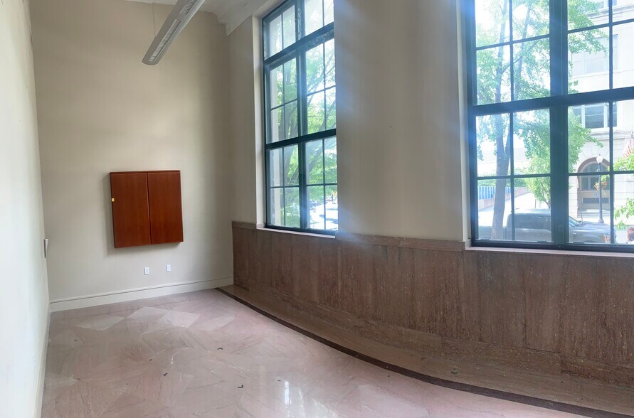 More Photos Of 48-50 W Chestnut St, Lancaster Office For Lease