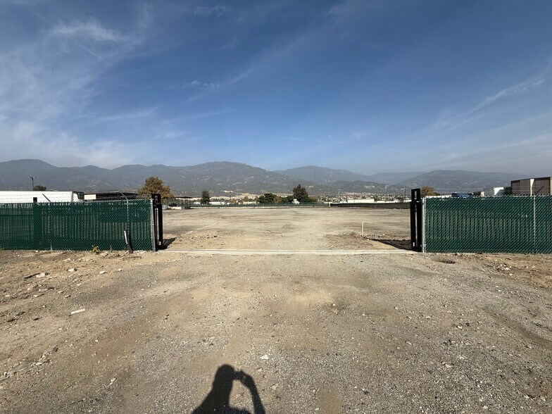 More Photos Of 19800 Cajon blvd, San Bernardino Land For Lease