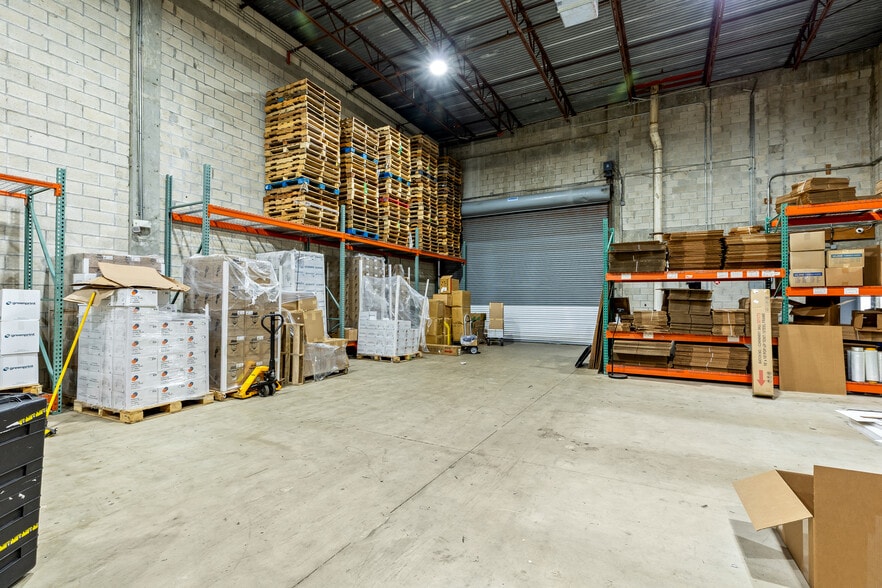 More Photos Of 7640-7696 NW 6th Ave, Boca Raton Unknown For Lease