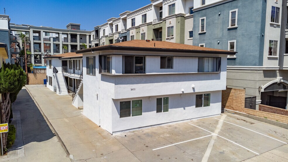 Primary Photo Of 1611 Brockton Ave, Los Angeles Apartments For Sale