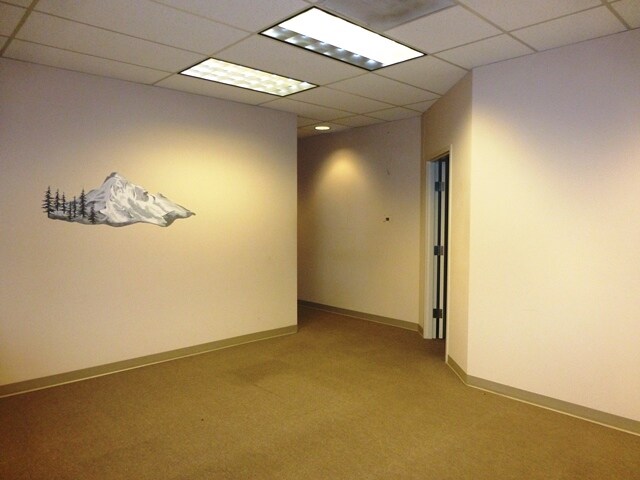 More Photos Of 200 E Powell Blvd, Gresham Office For Lease