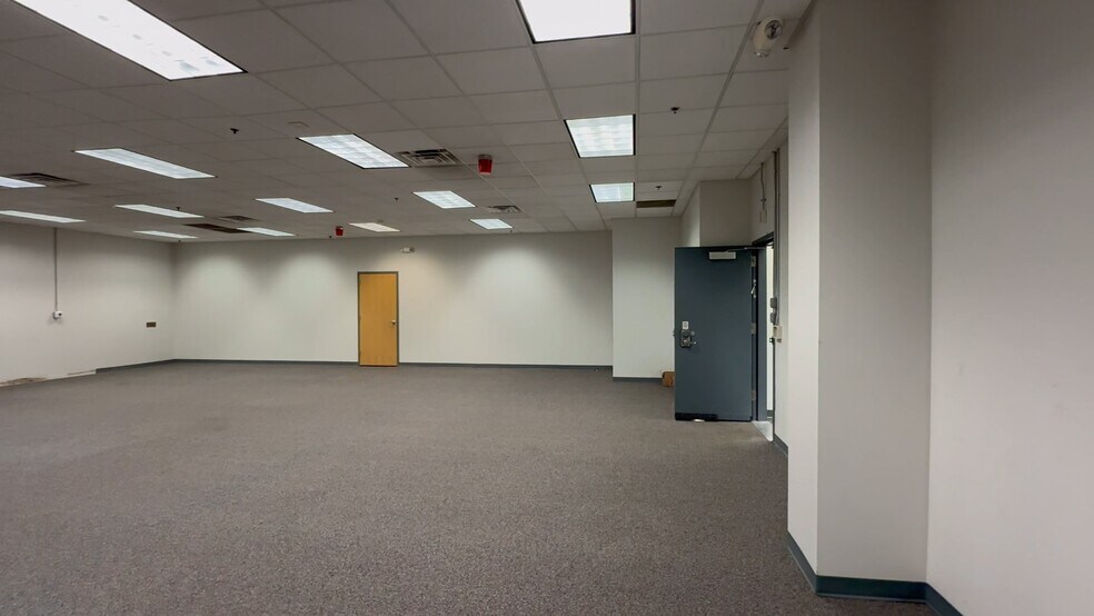 More Photos Of 8530 Corridor Rd, Jessup Unknown For Lease