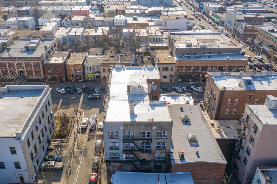 More Photos Of 440 60th St, West New York Apartments For Lease